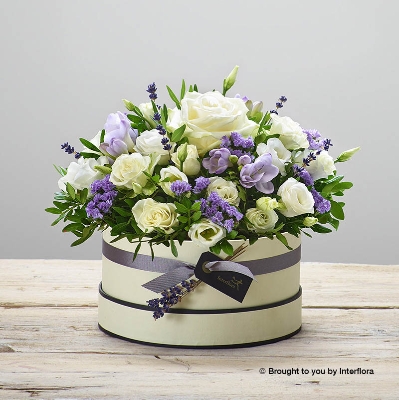 Lovely Lilacs Hatbox (in black hatbox)
